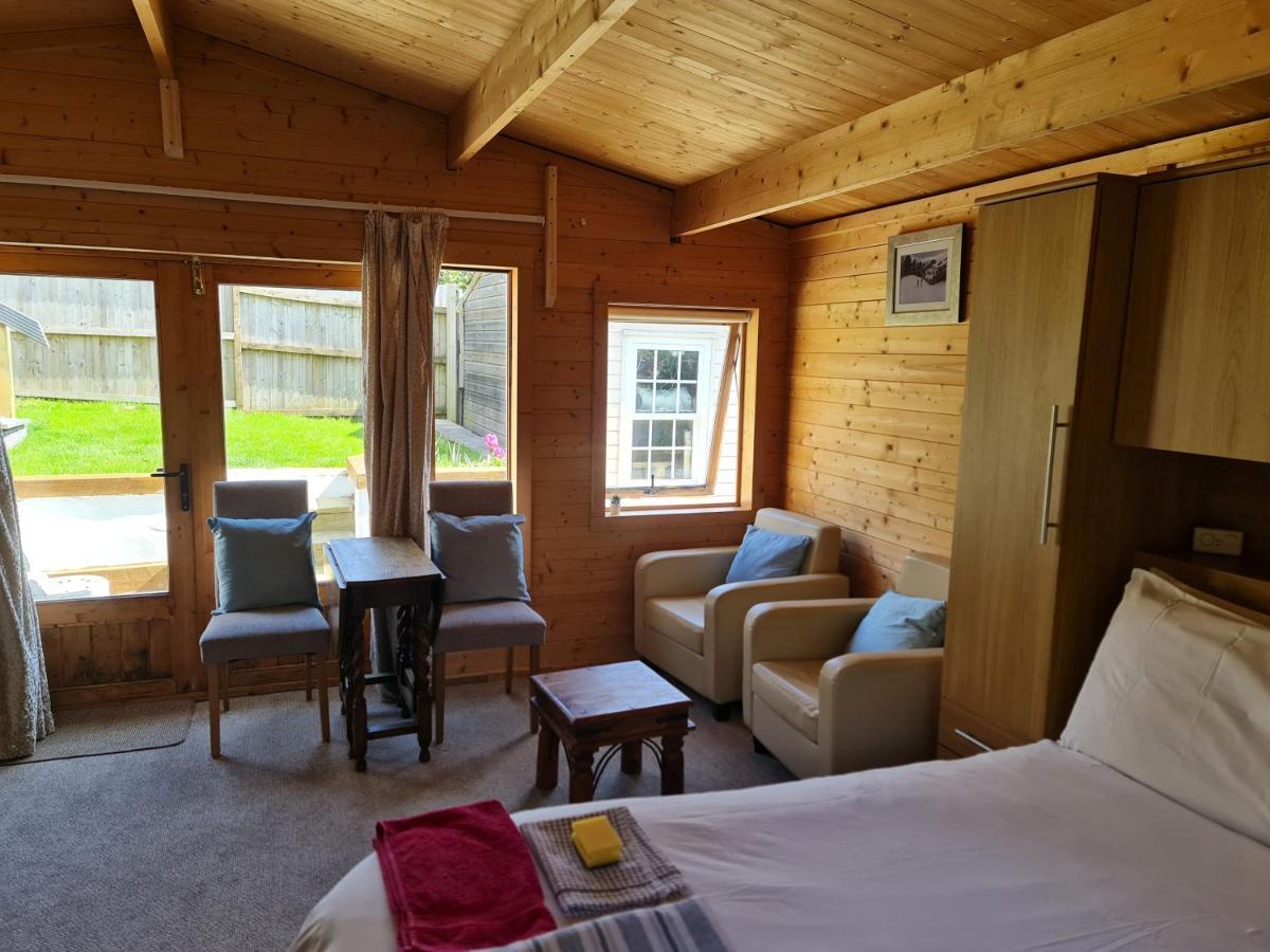Secret Hythe, Sea Views Town Location 2Km Eurotunnel Apartment Hythe  Exterior photo